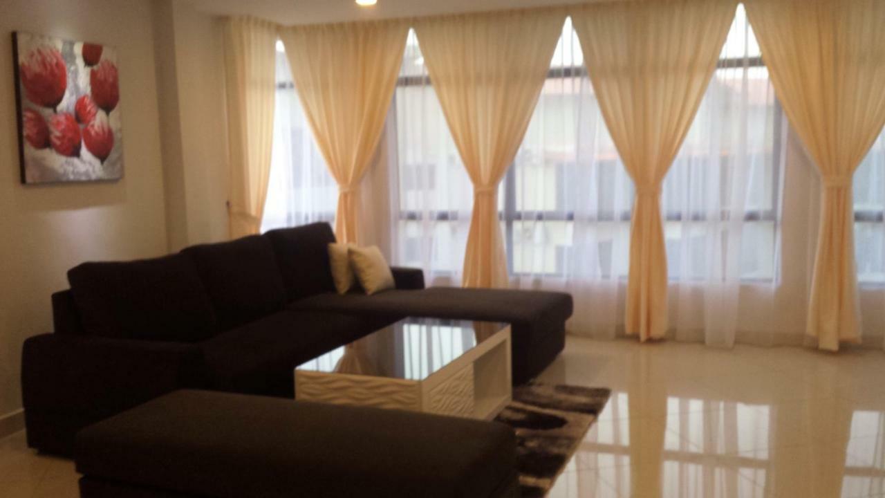 Cherloft@Samsuria Beach Residences Kampung Sungai Ular Bagian luar foto